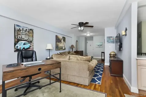 30 E Hartsdale Avenue Hartsdale NY 10530