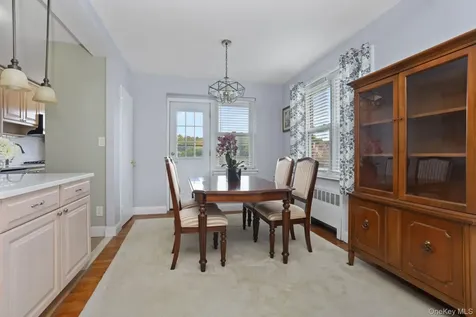 30 E Hartsdale Avenue Hartsdale NY 10530
