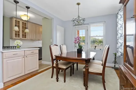 30 E Hartsdale Avenue Hartsdale NY 10530