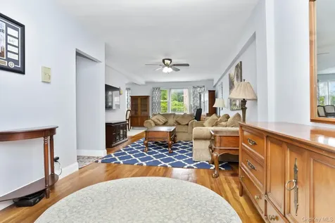 30 E Hartsdale Avenue Hartsdale NY 10530