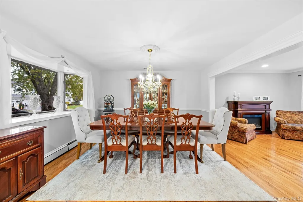 314 Brookville Avenue Islip NY 11751