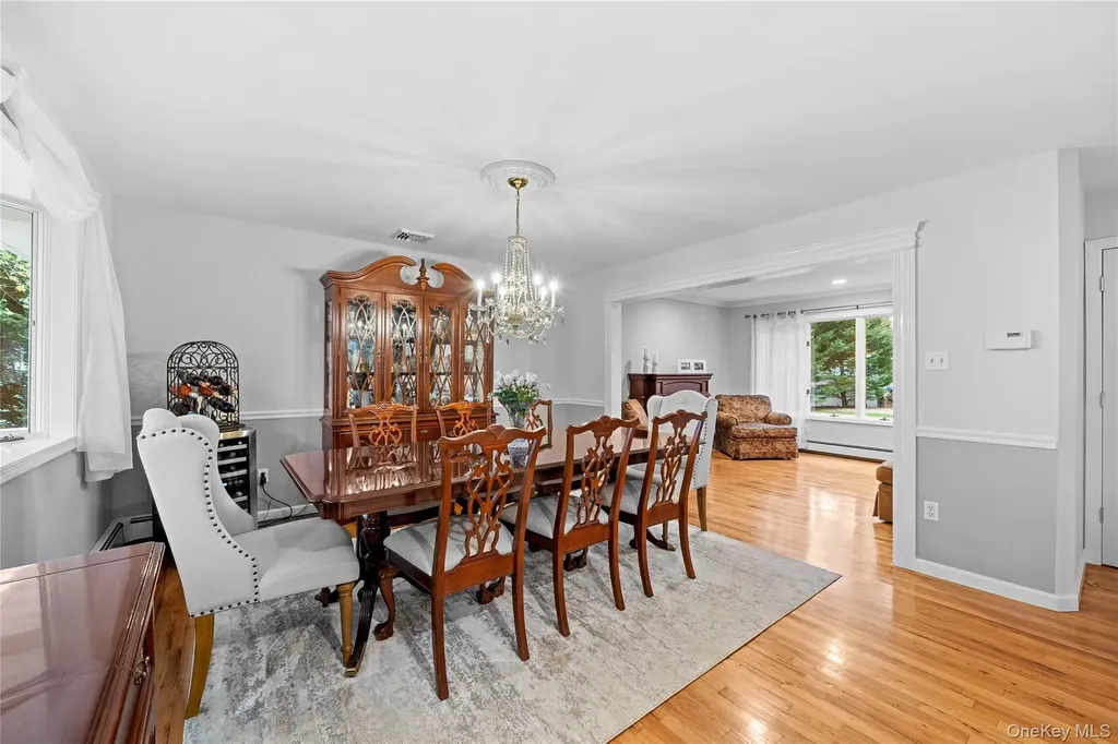 314 Brookville Avenue Islip NY 11751