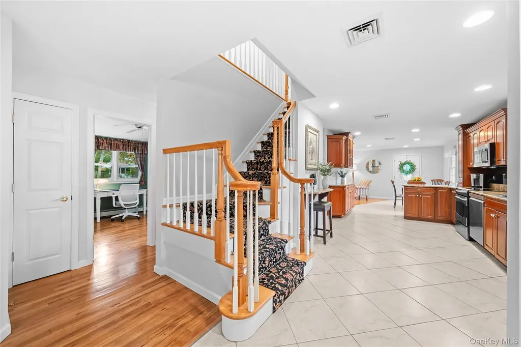 314 Brookville Avenue Islip NY 11751