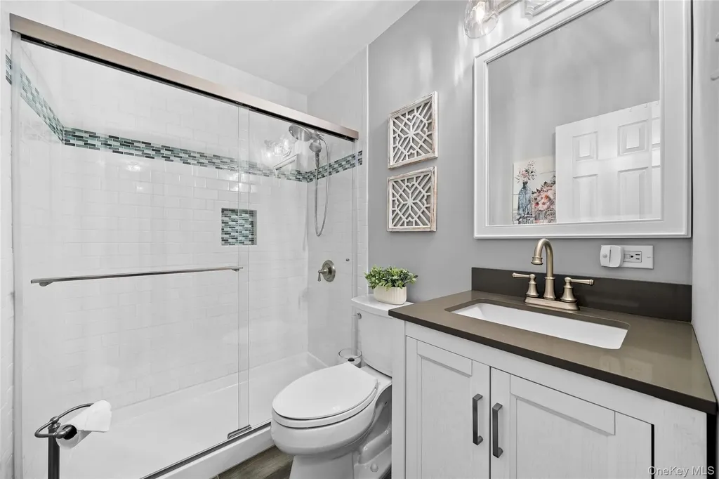314 Brookville Avenue Islip NY 11751