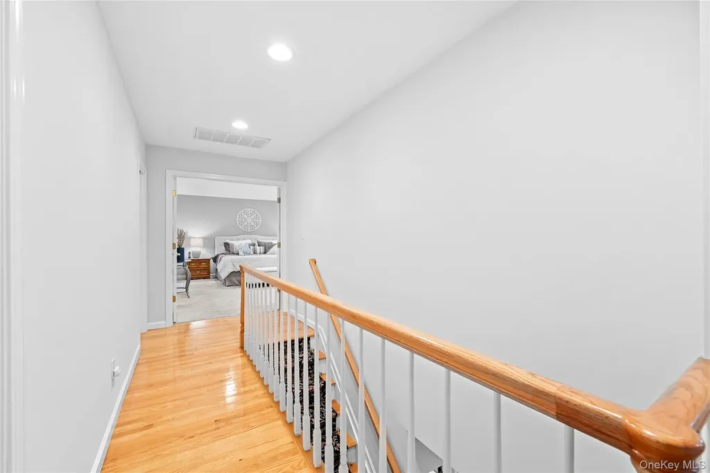 314 Brookville Avenue Islip NY 11751