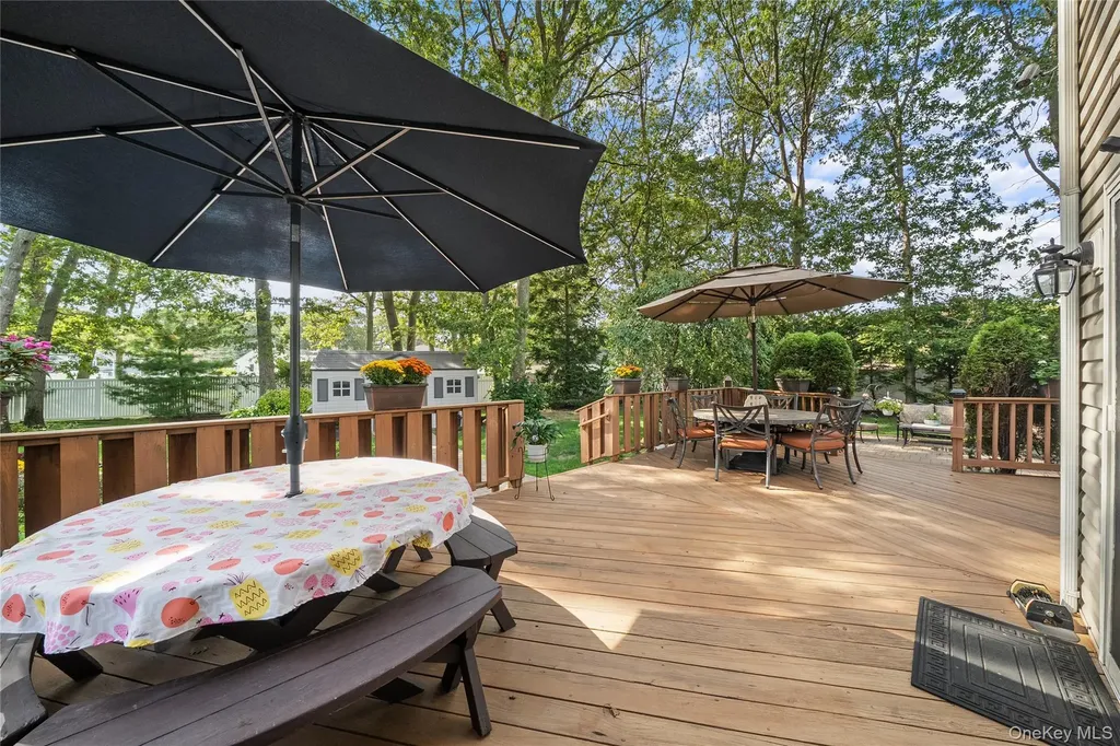 314 Brookville Avenue Islip NY 11751