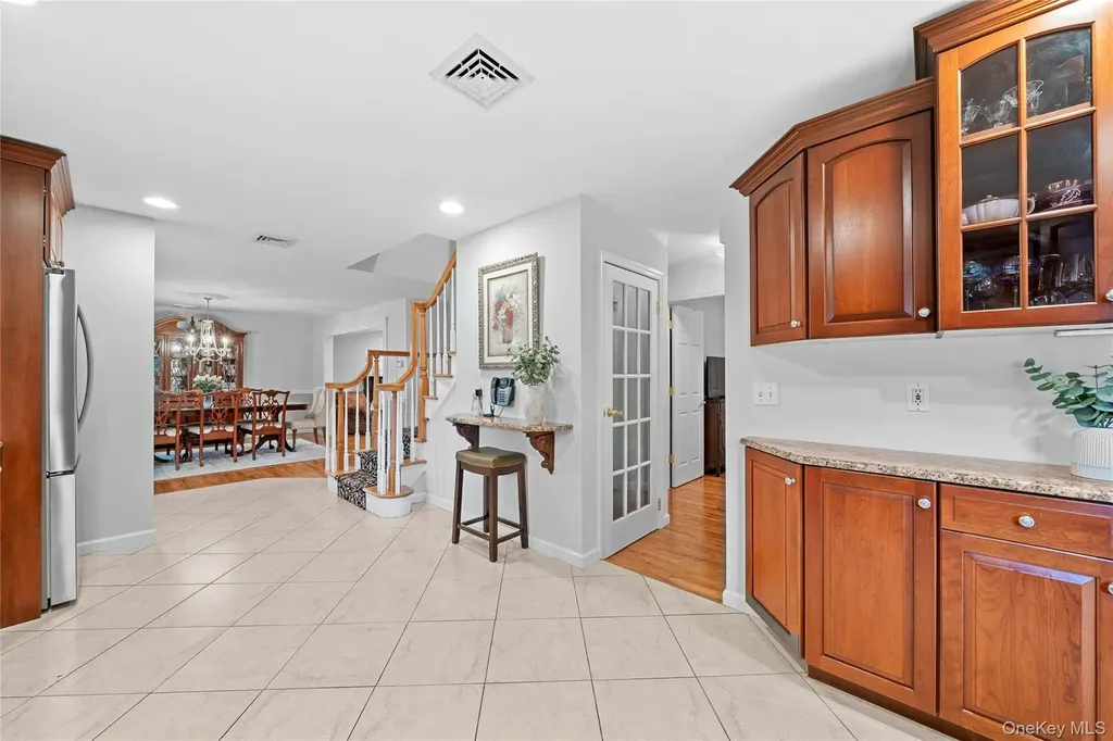 314 Brookville Avenue Islip NY 11751