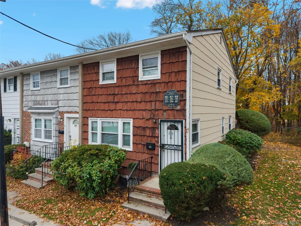 81 Sharon Drive Spring Valley NY 10977