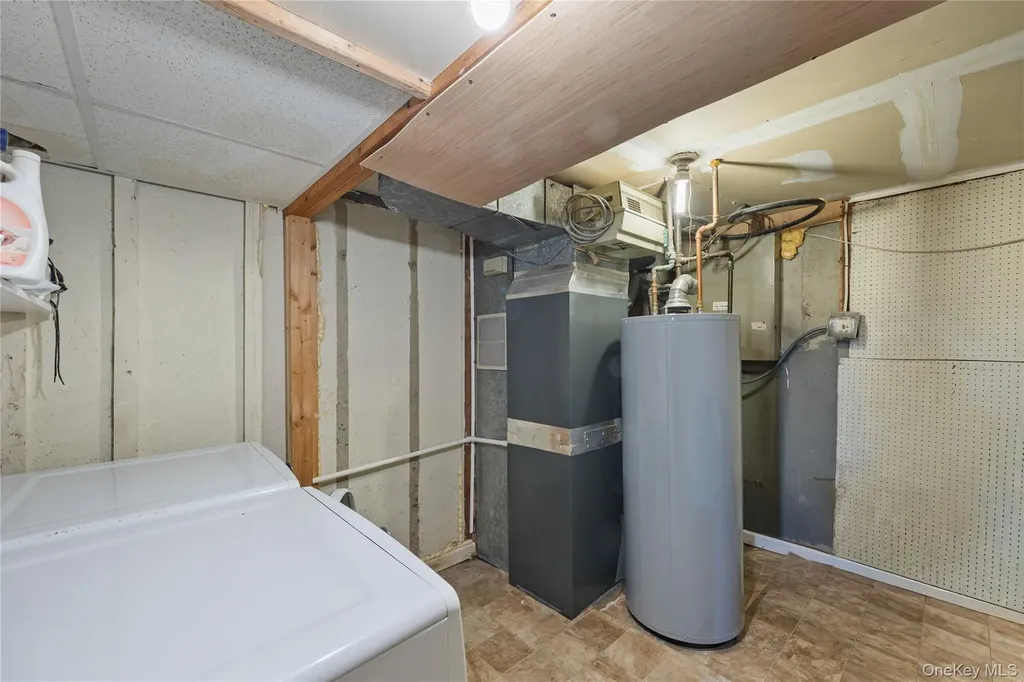 81 Sharon Drive Spring Valley NY 10977