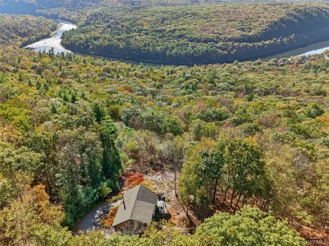 129 Hallock Road Barryville NY 12719