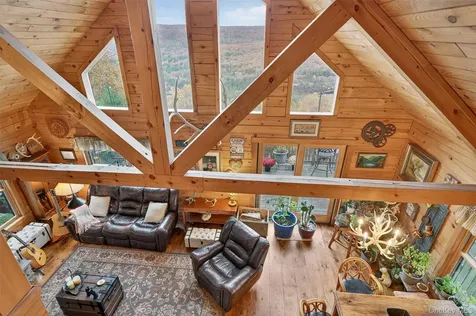 129 Hallock Road Barryville NY 12719