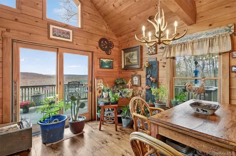 129 Hallock Road Barryville NY 12719