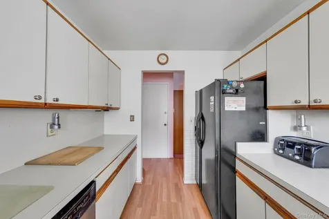 236 New York Avenue Bay Shore NY 11706