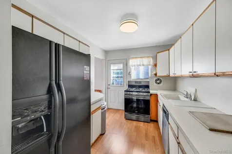 236 New York Avenue Bay Shore NY 11706