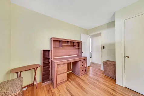 236 New York Avenue Bay Shore NY 11706