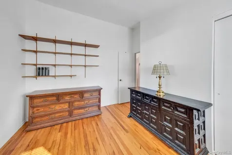 236 New York Avenue Bay Shore NY 11706