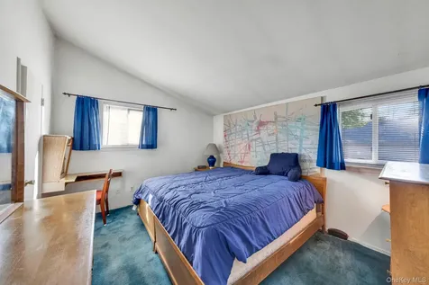 236 New York Avenue Bay Shore NY 11706