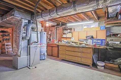 236 New York Avenue Bay Shore NY 11706