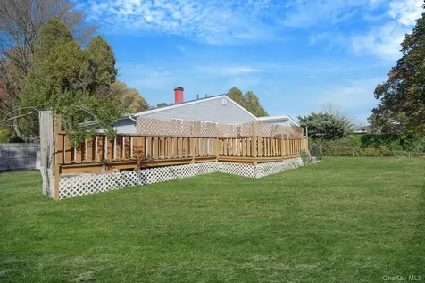 236 New York Avenue Bay Shore NY 11706