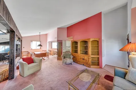 236 New York Avenue Bay Shore NY 11706