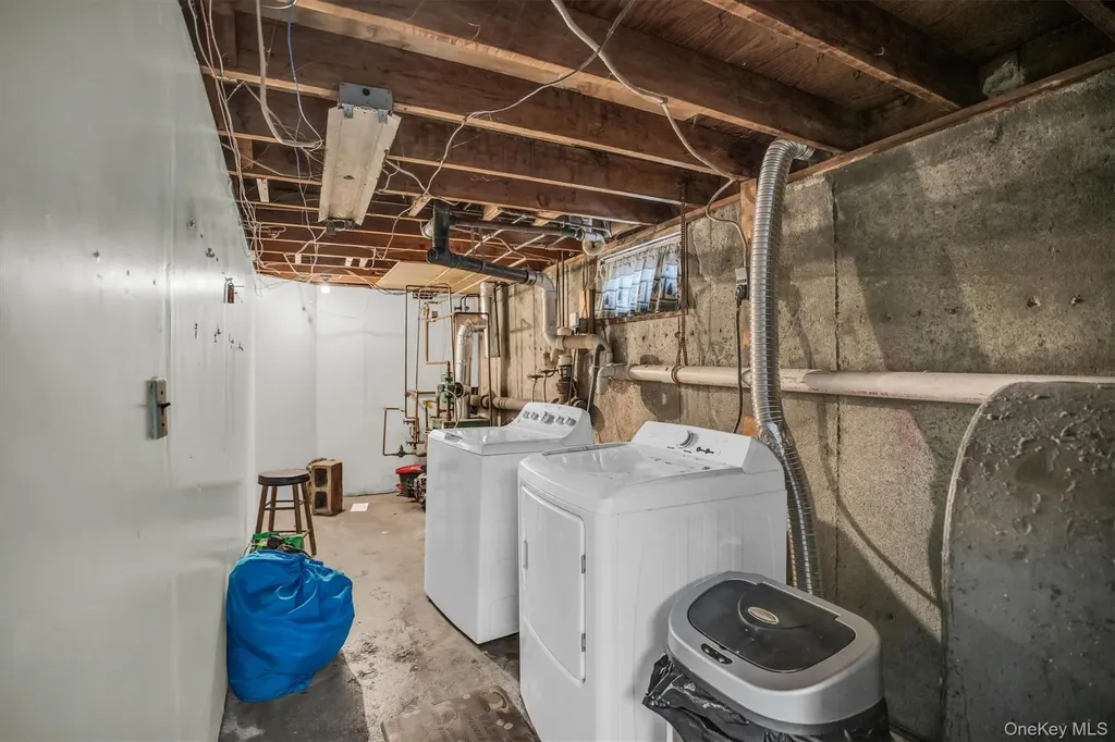 93 Joan Avenue Centereach NY 11720