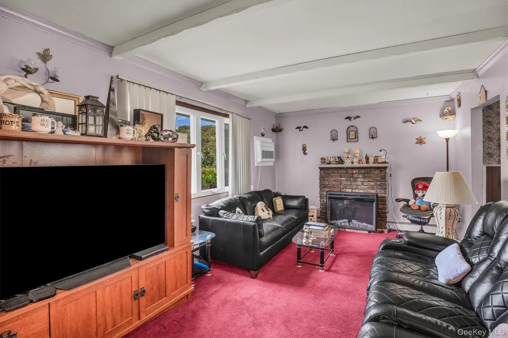 93 Joan Avenue Centereach NY 11720
