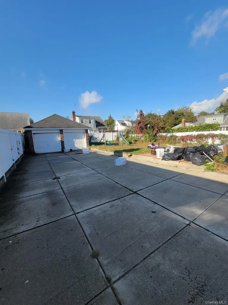 315 Mill Road Hewlett NY 11557