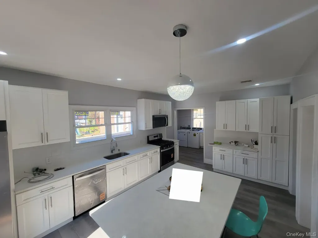 315 Mill Road Hewlett NY 11557