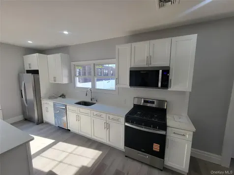 315 Mill Road Hewlett NY 11557