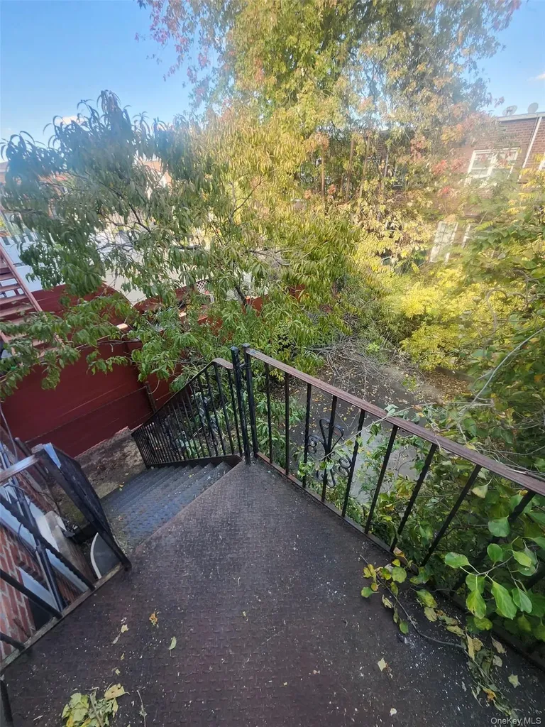 1125 E 104th Street Brooklyn NY 11236