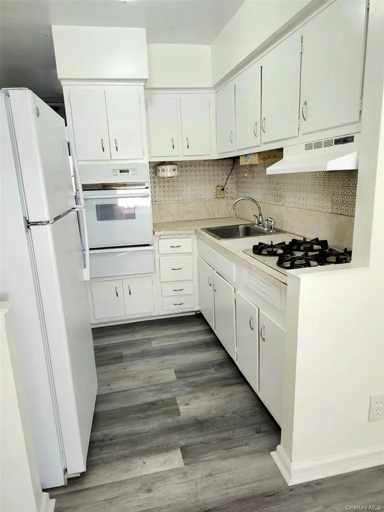 1125 E 104th Street Brooklyn NY 11236