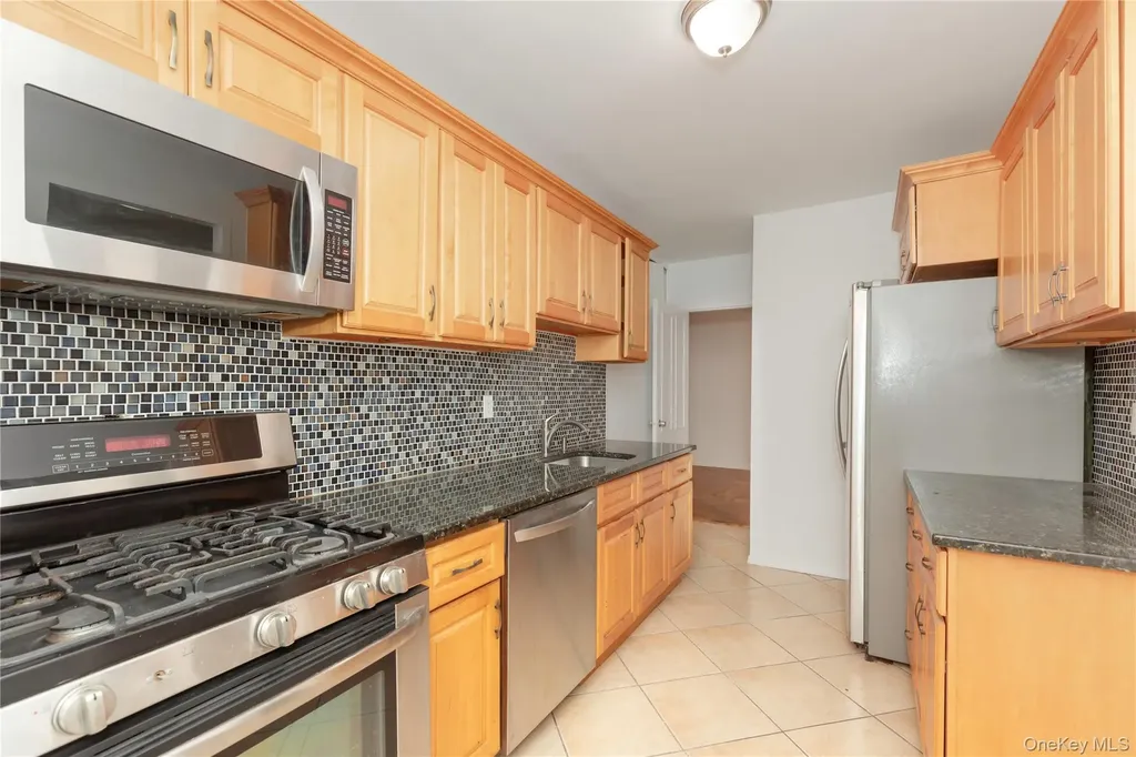 1200 Midland Avenue Bronxville NY 10708