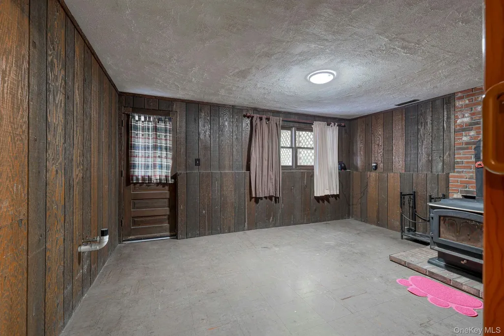 191 Mills Road Walden NY 12586