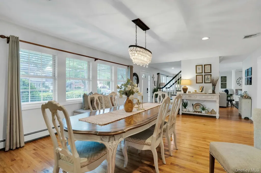 12 Rachel Avenue Commack NY 11725