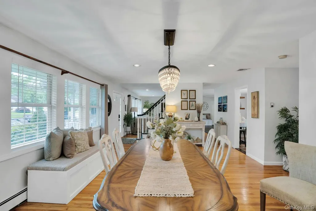 12 Rachel Avenue Commack NY 11725