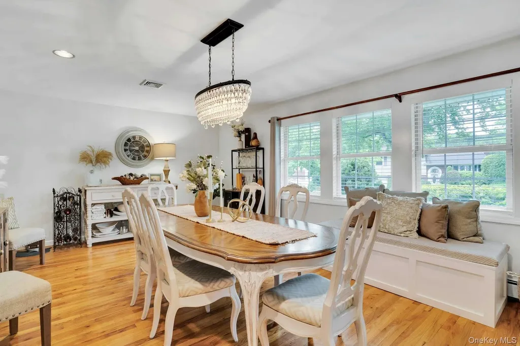 12 Rachel Avenue Commack NY 11725