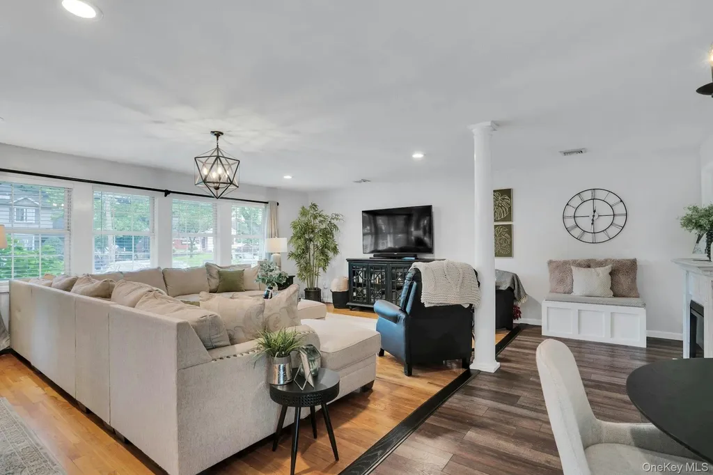 12 Rachel Avenue Commack NY 11725