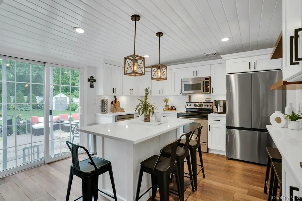 12 Rachel Avenue Commack NY 11725