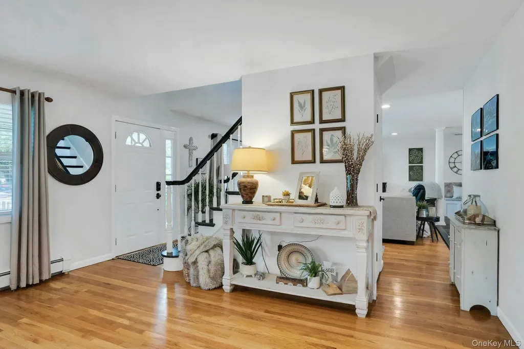 12 Rachel Avenue Commack NY 11725