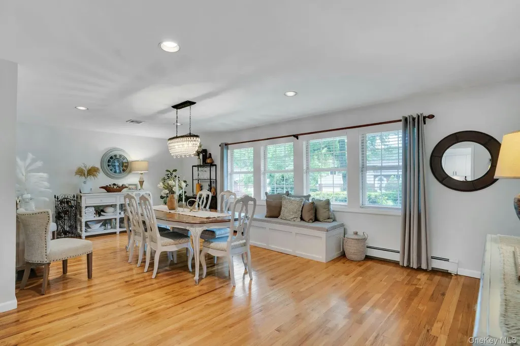 12 Rachel Avenue Commack NY 11725