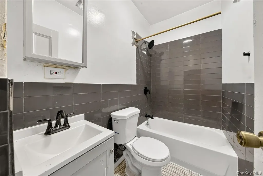 342 E 141st Street Bronx NY 10454