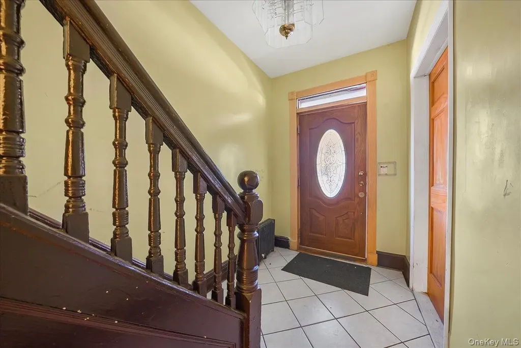 760 E 221st Street Bronx NY 10467