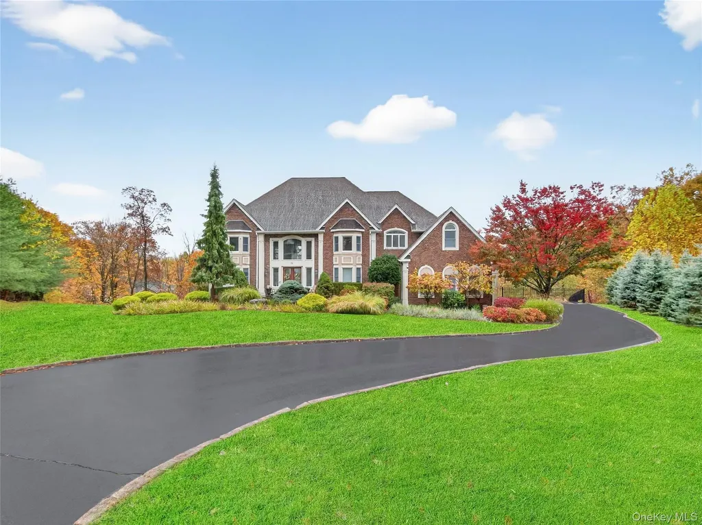 15 Beaver Pond Court Stony Point NY 10980