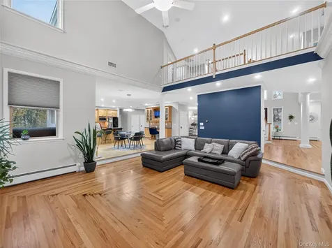 15 Beaver Pond Court Stony Point NY 10980