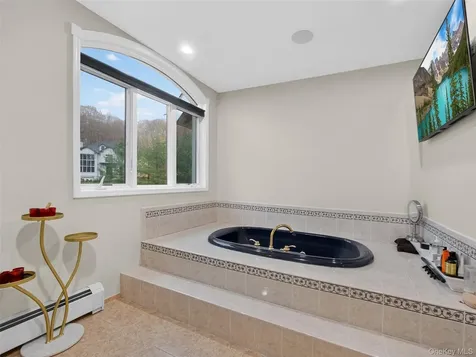 15 Beaver Pond Court Stony Point NY 10980