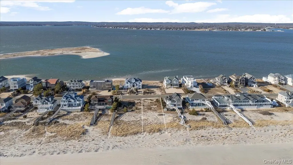 Westhampton Beach NY 11978