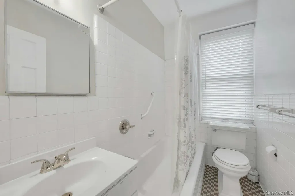 5 Midland Gardens Bronxville NY 10708