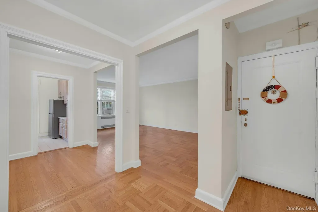 5 Midland Gardens Bronxville NY 10708