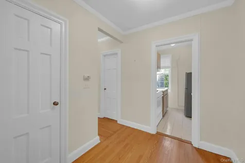 5 Midland Gardens Bronxville NY 10708