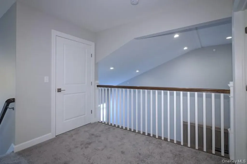 86 Sutton Court Mount Sinai NY 11766